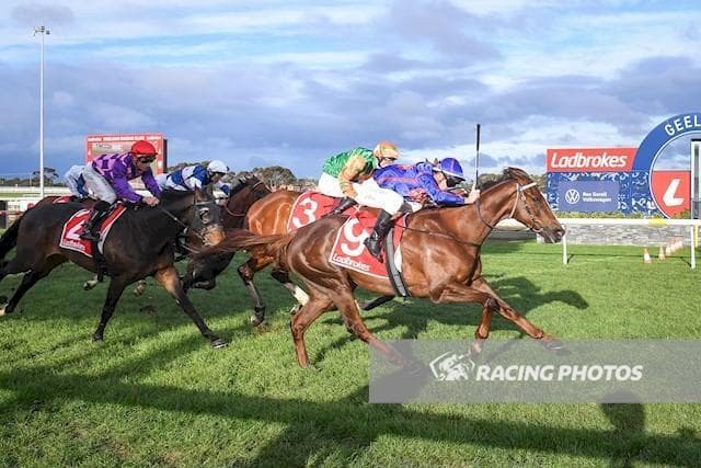 Oraqua Makes It Two On The Bounce