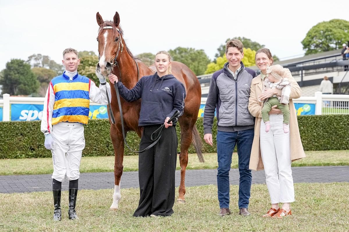 Gina's A Star A Metro Winner